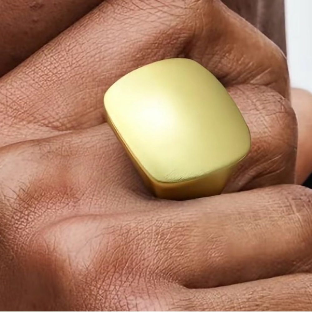 Chunky Square Signet Ring (Matte Finish) - Picture 3 of 5